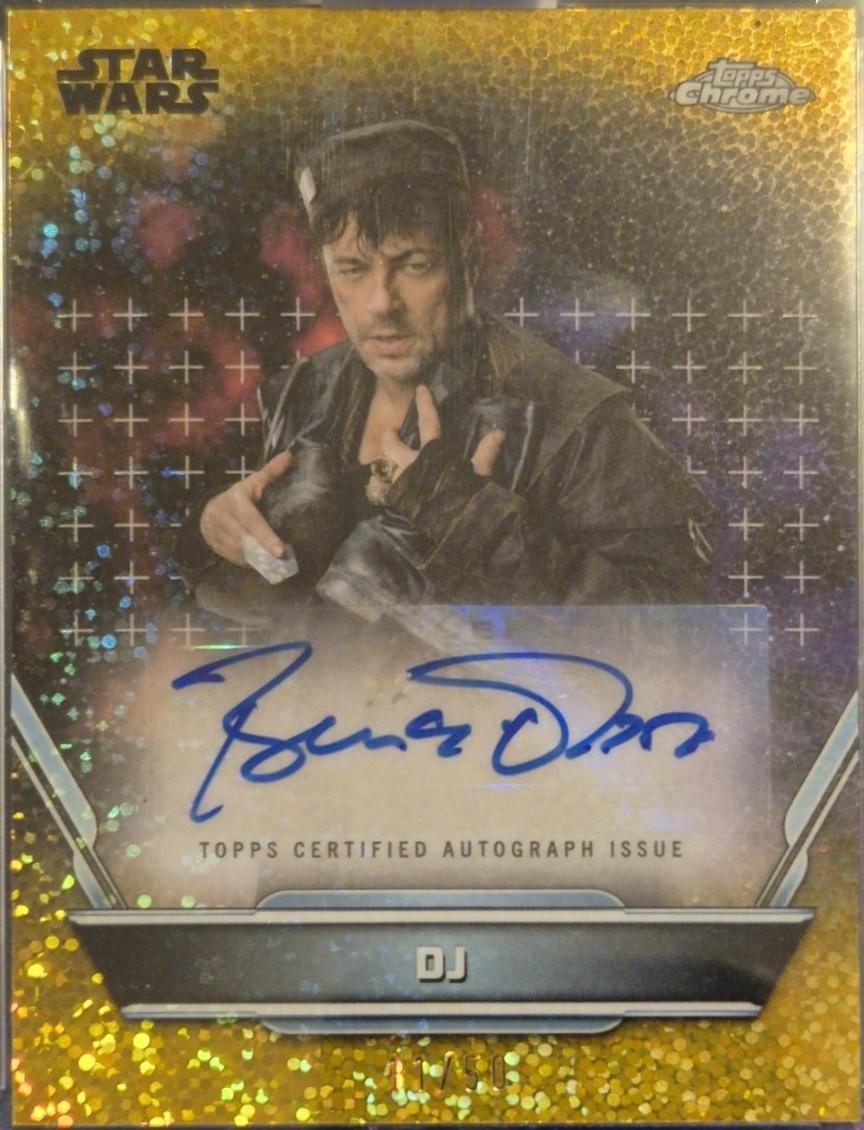 Benicio del Toro - DJ